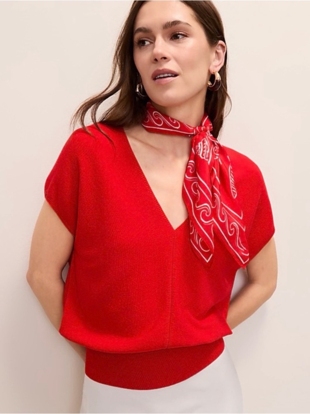NWOT Ann Taylor Red V-Neck Dolman Sleeve Sweater in Red Cherry 🍒